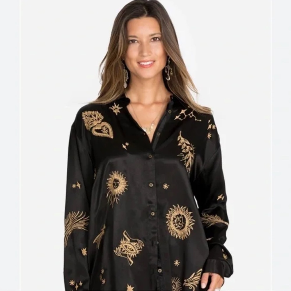 Johnny Was Asteria Embroidered Oversized Blouse